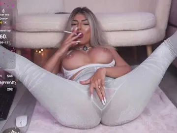 Bongacams Adult Webcam of emmagoddess