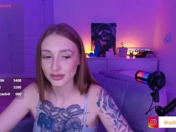 Bongacams Best live sex cam show of VibeLina