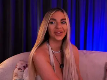 Bongacams Live Sex Cam of PearlPlenty