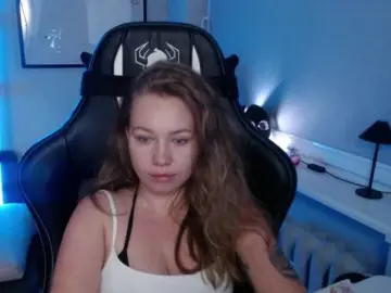 Bongacams Free Live Porn of hollyBB