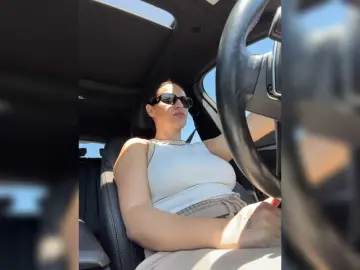 Teasing milf cams