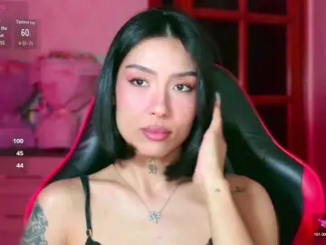 Full-private chat for 90+ tokens milf cams
