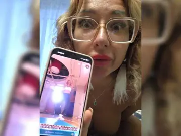 Dildoing milf cams