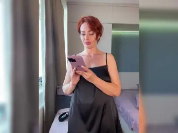 Bongacams Watch Live Sex Cams of -wowFox-