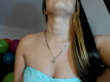 Bongacams Adult Video Chat of Sharonbar