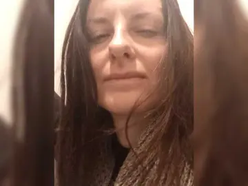 Bongacams Adult Webcams of Erine9900