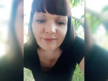 Bongacams Free Live Porn of Model555