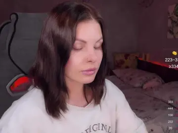 Fucking hard milf cams