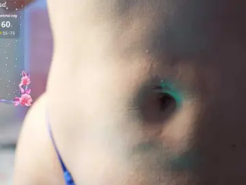 Bongacams Live Sex Cam of lovethickmommy