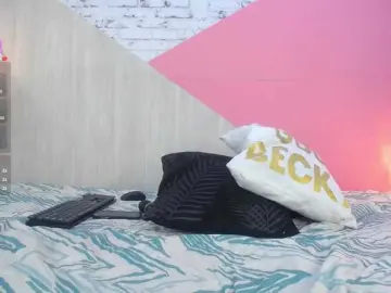 Bongacams Nude Webcam of misshoney1