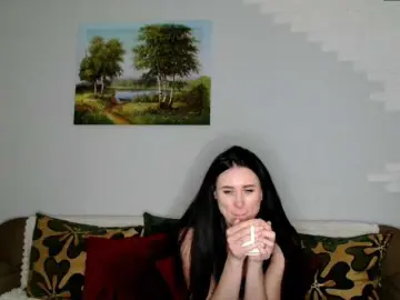 Bongacams Nude Webcam of MilfLunna