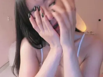 Bongacams Free Porn Cam of CuteCatxxx