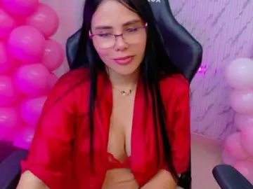 Bongacams Watch Live Sex Cams of lararoberts1