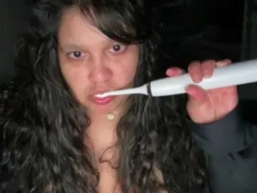 Bongacams Sex Chat of DUMBHOEMELANIE