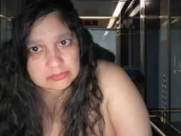 Bongacams Watch Live Sex Cams of DUMBHOEMELANIE
