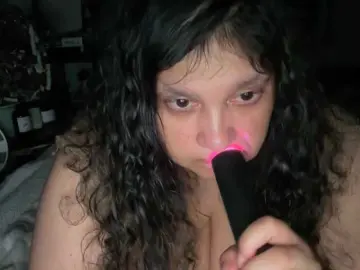 Bongacams Free Live Porn of DUMBHOEMELANIE