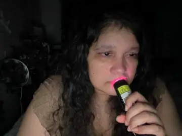 Bongacams Live Sex Cam of DUMBHOEMELANIE