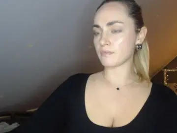 White babe milf cams