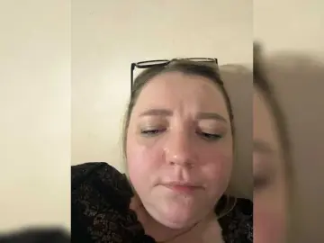 Licking milf cams