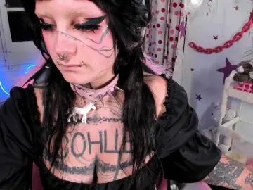 Bongacams Nude Webcam of Lady-sontse-