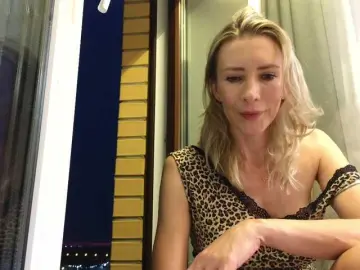 Bongacams Nude Webcam of maddalena