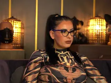 Bongacams Free Porn Cam of KellyKent