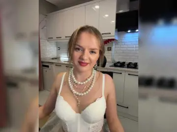 Bongacams Live Sex Cam of Lunaaaura