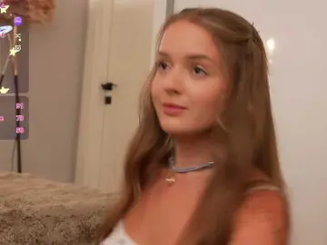 Bongacams Live Sex Cam of Lunaaaura
