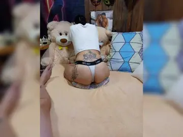 Bongacams Adult Video Chat of Cottoncandy1-1