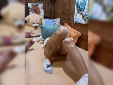 Bongacams Nude Webcam of Cottoncandy1-1