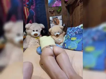 Bongacams Sex Cam of Cottoncandy1-1