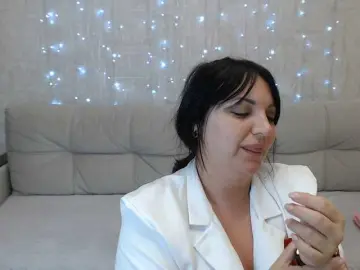 Bongacams Live Sex of AngelinaCute