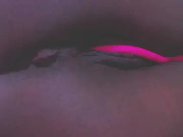 Bongacams Free Porn Cam of goldenn-ass