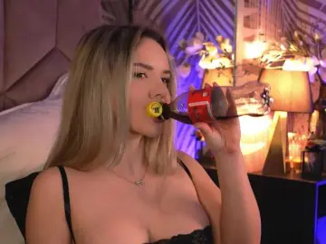 Bongacams Live Porn of KatJoliee