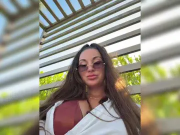 Bongacams Watch Live Sex Cams of Vishenka7777