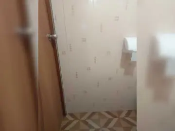 Bongacams Watch Live Sex Cams of NaTaShAGERL