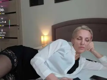 Bongacams Live Sex Cam of Alenaa