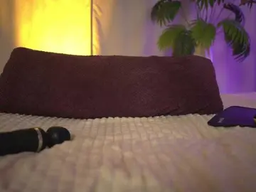 Bongacams Nude Webcam of 1Orgasm1
