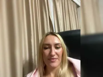 Bongacams Nude Webcam of 44enji