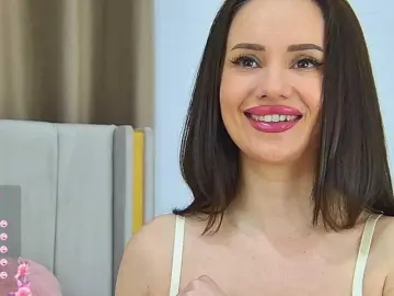 Bongacams Watch Live Sex Cams of EmilyNovaa