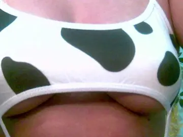 Bongacams Best live sex cam show of Crystal25