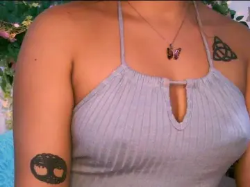 Bongacams Private Sex Chat of Crystal25