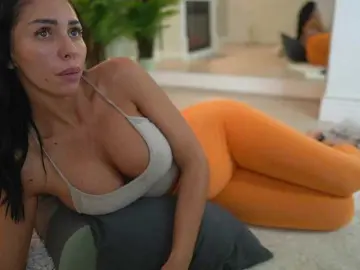 Bongacams Best Webcam of MyaBlack