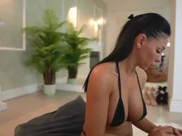 Bongacams Live Porn of MyaBlack