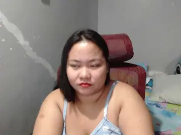 Bongacams Watch Live Sex Cams of BubbleButtPinay