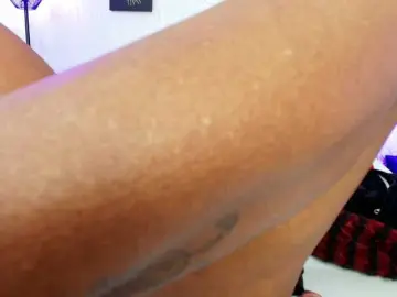 Bongacams Sex Cam of JelanyBankol