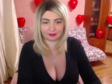 Bongacams Watch Live Sex Cams of -MeowMeow-