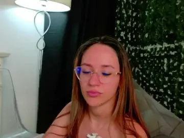 Bongacams Live Sex Cam of NicoleIris