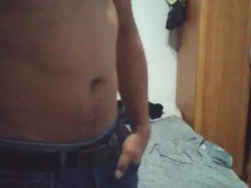 Bongacams Live Porn of NeadekVaty123