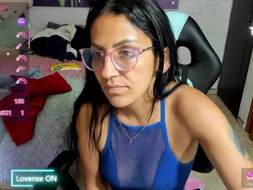 Bongacams Best Webcam of alma-blue